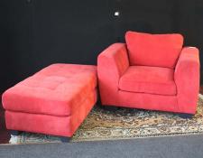 181    Comfy red chair and divan set
THIS ITEM is SOLD 
If wanting a similar item, note the image number and use "Contact Us" link     $450
