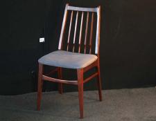 292    Mahogany frame dining chair     $40