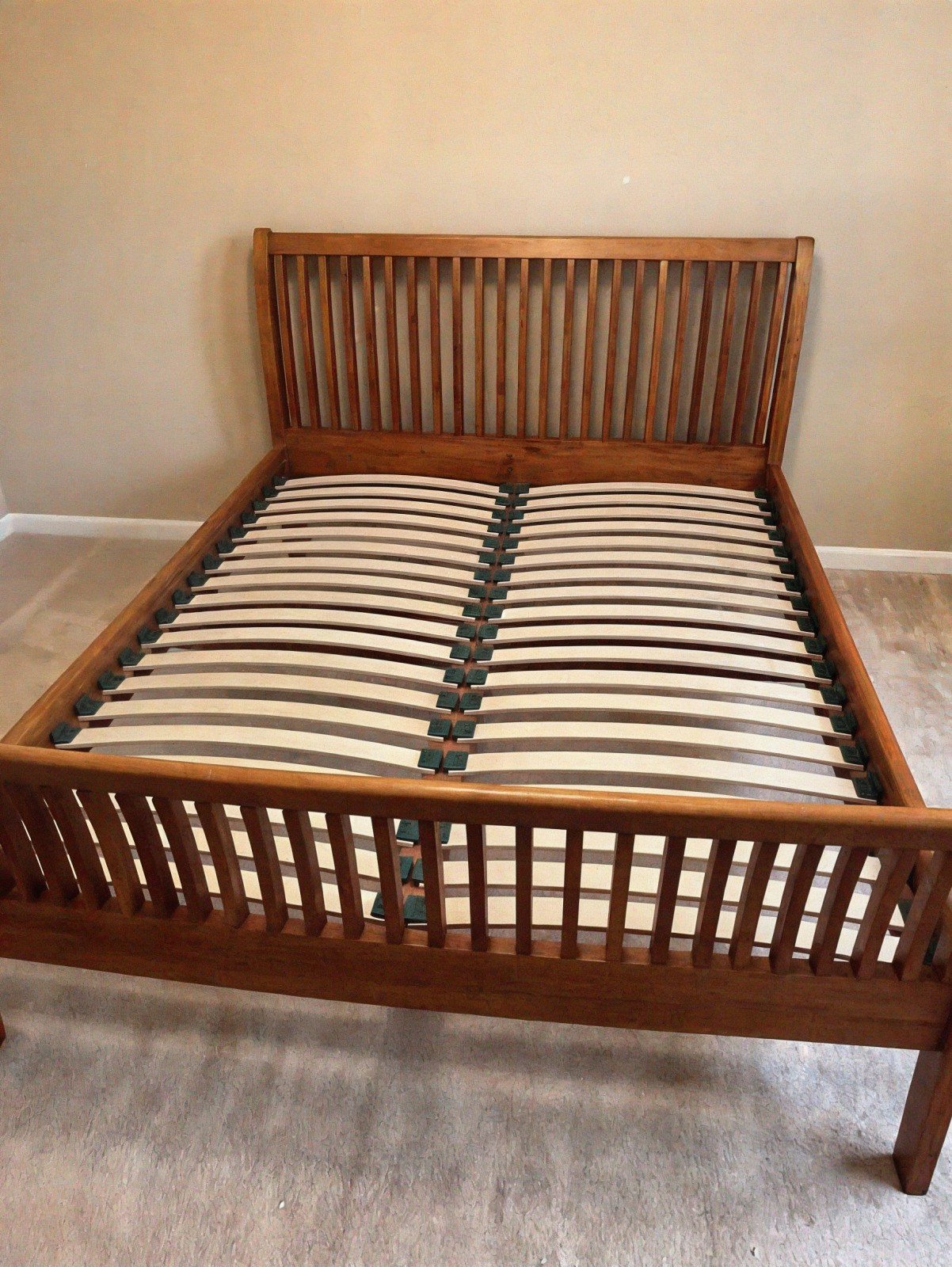 Solid Rimu Queen Bed with Posture Slats