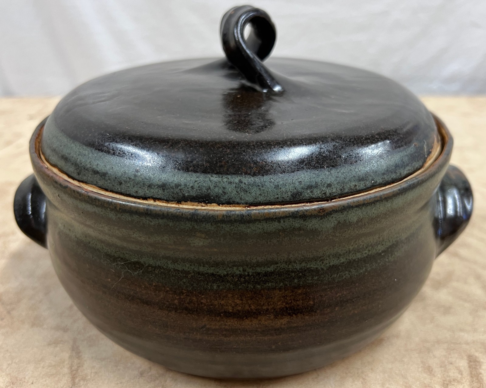 NZ Studio Pottery Lidded Casserole - Dark Iron Glaze
